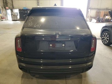 Rolls-Royce 2022 Rolls-Royce Cullinan Black Badge 2022 6.8l 6.8 Benzyna 592KM, zdjęcie 2