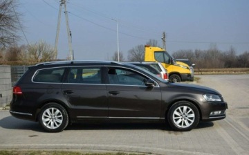 Volkswagen Passat B7 Variant 2.0 TDI CR DPF BlueMotion 140KM 2014 Volkswagen Passat 2.0D 2014r Navi Panorama Skora 2 KPL Opon Sprowadzony, zdjęcie 3
