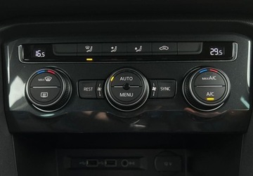 Volkswagen Tiguan II SUV 1.5 TSI EVO 150KM 2020 Volkswagen Tiguan Comfortline Pakiet Premium, ACC, Kamera, GPS, KEYLESS,, zdjęcie 24