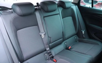 Opel Insignia II Sports Tourer 2.0 CDTI 170KM 2019 Opel Insignia Kamera, Nawigacja, Czujniki, El reg. fotela klapa bag. Gwara, zdjęcie 15