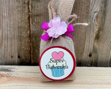 КРАСИВЫЙ НАБОР Полотенце с вышивкой Чай Мыло Розы Подарок на женский день