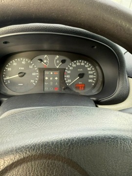 Renault Thalia I 1.4 75KM 2004 Renault Thalia Benzyna 1.4 + Lpg - 2004r, zdjęcie 5