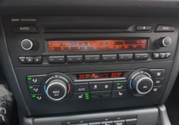 BMW X1 E84 Crossover Facelifting xDrive 18d 143KM 2013 BMW X1 2.0d 143KM Xdrive LEDXenon ALU Grz.Fotele Klimatr. Pdc Faktura Gwar, zdjęcie 31