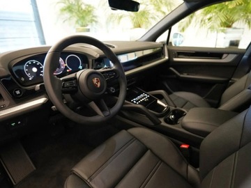 Porsche Cayenne III SUV Facelifting 4.0 474KM 2025 PORSCHE Cayenne Coupe S Suv 4.0 (474KM) 2025, zdjęcie 8