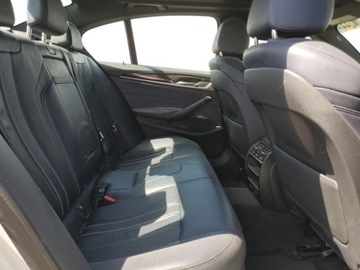BMW Seria 5 G30-G31 2019 BMW Seria 5 530e, 2019r., 2.0L 2.0 Benzyna 248KM, zdjęcie 8