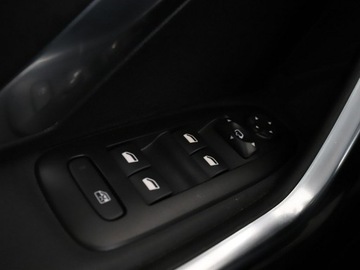 Peugeot 2008 I SUV Facelifting 1.2 PureTech 110KM 2019 Peugeot 2008 Crossway, Kamera, Panorama, Navi, zdjęcie 33