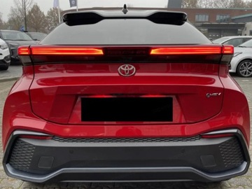 Toyota C-HR II SUV 1.8 Hybrid 140KM 2025 Od ręki - Executive 1.8 Hybrid 140KM | Podgrzewane fotele!, zdjęcie 2