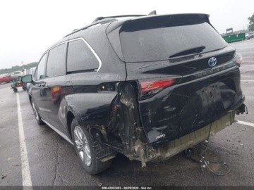 Toyota Sienna III 2022 Toyota Sienna 2022r., XSE, od ubezpieczalni 2.5 Benzyna 190KM, zdjęcie 4