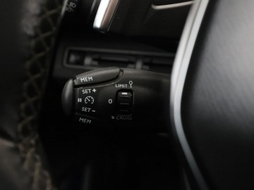 Peugeot 3008 II Crossover 1.6 BlueHDi 120KM 2017 Peugeot 3008 Navi Czujniki parkowania Klimatyzacja, zdjęcie 35