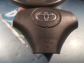 трехспицевая подушка на руль TOYOTA COROLLA IX