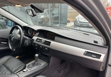 BMW Seria 5 E39 Sedan 2.2 520i 170KM 2003 BMW Seria 5 BMW Seria 5 2.2 Benzyna 170KM, zdjęcie 1