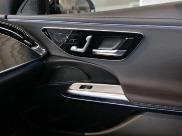 Mercedes Klasa E W214 Sedan 2.0 220d 197KM 2025 E Klasa 220 d 4-Matic AMG 2.0 (197KM) 2025, zdjęcie 13