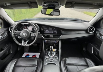 Alfa Romeo Giulia II Sedan Facelifting 2.0 Turbo 280KM 2020 Alfa Romeo Giulia 280kM TYLKO 34tys.km PISEMNA GWARANCJA w cenie Transpo, zdjęcie 30
