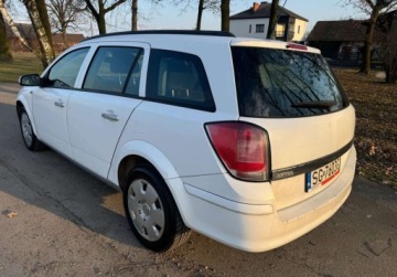 Opel Astra H Kombi 1.7 CDTI ECOTEC 80KM 2005 Opel Astra Wazne oplaty 1.7 Diesel 80KM, zdjęcie 6