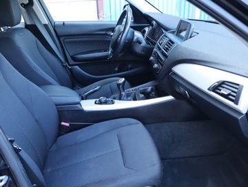 BMW Seria 1 F20-F21 Hatchback 5d Facelifting 2015 116i 109KM 2016 BMW 1 116i, Serwis ASO, Klima, Klimatronic, zdjęcie 8