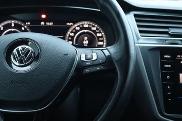 Volkswagen Tiguan Allspace SUV 2.0 TDI 150KM 2018 VW Tiguan Allspace 2.0 TDI, Salon Polska, zdjęcie 17