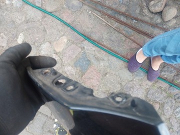 FIESTA MK7 NÁRAZNÍK PŘEDNÍ