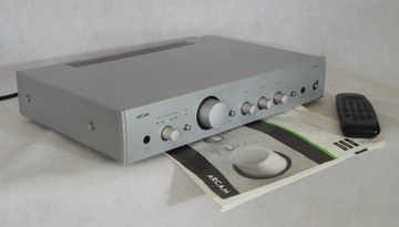 Усилитель Arcam A65 Plus, пульт ДУ