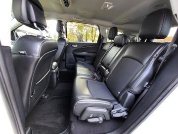 Dodge Journey 3.6 V6 287KM 2015 DODGE JOURNEY Crossroad V6 3.6 benzyna 287KM Dokumentacja 7 osobowyVAT23%, zdjęcie 20