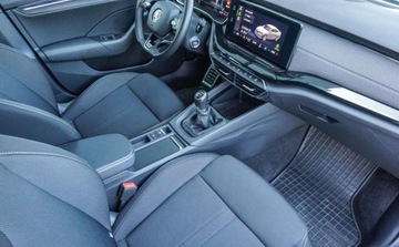 Skoda Octavia IV Liftback 1.5 TSI EVO 150KM 2022 Skoda Octavia 1.5TSI 150KM Dynamic Virtual cockpit Grzane fotele PDC GWARA, zdjęcie 15