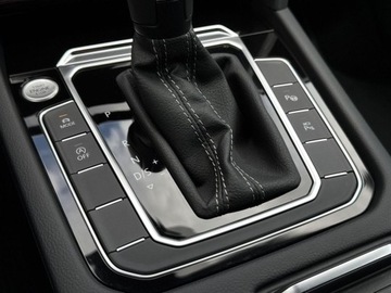 Volkswagen Arteon Fastback Facelifting 2.0 TSI 190KM 2021 Volkswagen Arteon Shooting Brake TSI 190KM R-Line Hak Kam.360 LED Mart, zdjęcie 22