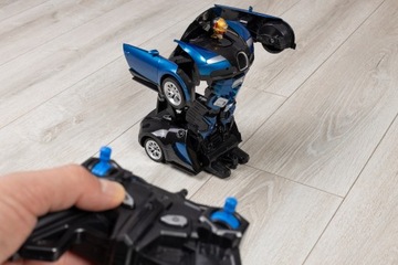AUTO ROBOT 2w1 SAMOCHÓD ZDALNIE STEROWANY PILOT