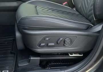 Kia Sorento IV SUV PHEV Facelifting 2024 1.6 T-GDI PHEV 253KM 2025 Kia Sorento MY25 Prestige Line AWD 253 KM PLUG IN HYBRID 1.6 253KM, zdjęcie 22