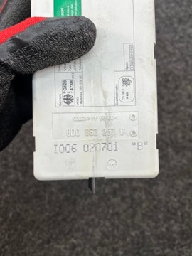 AUDI A3 A4 A6 PUMPIČKA ZÁMKU CENTRÁLNÍHO 8D0862257B