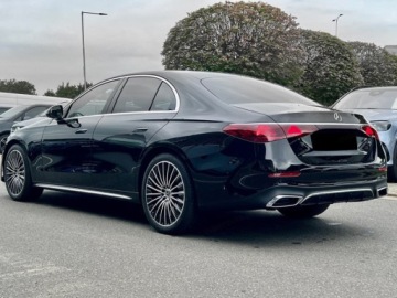 Mercedes Klasa E W214 Sedan 3.0 450d 367KM 2026 E Klasa 450 d 4-Matic AMG 3.0 (367KM) 2026, zdjęcie 3