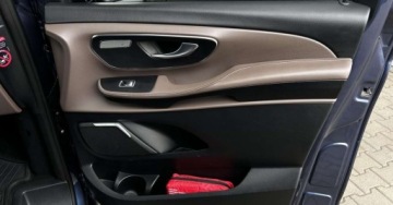Mercedes Klasa V W447 Długi Facelifting 2.0 300d 237KM 2023 Mercedes-Benz Klasa V V300d AMG Line Dlugi 7 miejsc Kamera360 Tempomat Naw, zdjęcie 20