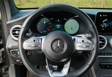 Mercedes GLC C253 SUV Facelifting 2.0 220d 194KM 2021 Mercedes-Benz GLC Mercedes-Benz GLC 220 d 4-Matic 2.0 Diesel 194KM, zdjęcie 29
