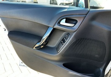 Citroen C3 III Hatchback 1.2 PureTech 82KM 2017 Citroen C3 1,2 Benzyna 82 KM GWARANCJA Zamiana Zarejestrowany 1.2 Benzyna, zdjęcie 13