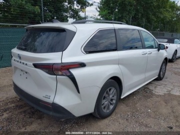 Toyota Sienna III 2024 Toyota Sienna 2024r, XLE, 2.5L, Hybrid 2.5 Hybryda 245KM, zdjęcie 6