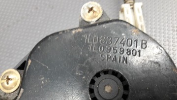 1L0837401B MECHANIZMUS OKNO LEVÝ PŘEDNÍ SEAT TOLEDO