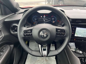 Alfa Romeo Junior SUV 1.2 Hybrid 145KM 2025 ALFA ROMEO Junior Ibrida Q4 Hatchback 1.2 (145KM) 2025, zdjęcie 5