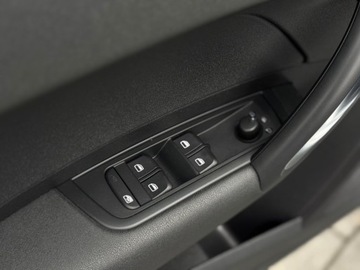 Audi A1 I Hatchback 3d 1.4 TFSI 122KM 2013 Audi A1 Sportback 1.4 TFSI Bezwypadkowy Zadbany 1.4 Benzyna 122KM, zdjęcie 14