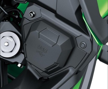 GNIAZDO USB KAWASAKI VERSYS 650 2022
