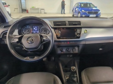 Skoda Fabia IV 1.0 TSI 95KM 2022 Skoda Fabia Skoda Fabia 1.0 TSI 95 KM Ambition 5d, zdjęcie 2