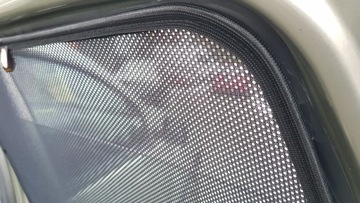 Солнцезащитные шторки, посвященные Dacia Duster I