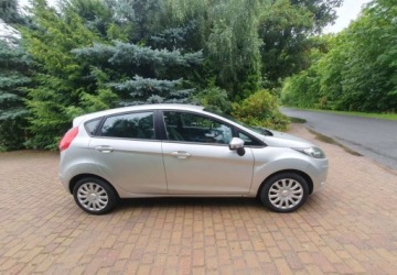 Ford Fiesta VII Hatchback 5d 1.25 Duratec 60KM 2009 Ford Fiesta Ford Fiesta 1.25 Ambiente 1.2 Benzyna 60KM, zdjęcie 2