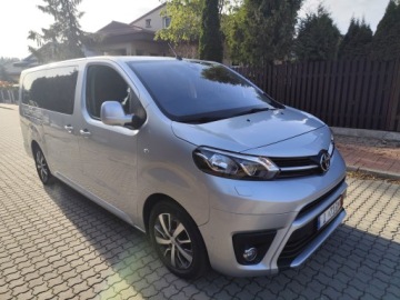Toyota Proace II 2019 Toyota Proace Family Comfort 8-osobowa 1.5 Diesel 120KM 2019r