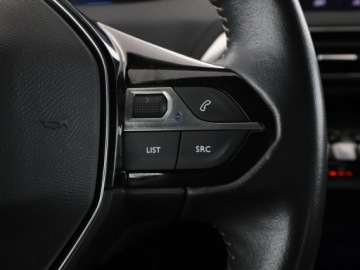 Peugeot 5008 II Crossover Facelifting 1.2 PureTech 130KM 2023 Peugeot 5008 FV23% 7 os. virtual cocpit klima auto, zdjęcie 29