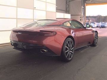 Aston Martin DB11 2017 Aston Martin DB11 Coupe 2017 5.2 Benzyna 600KM, zdjęcie 5