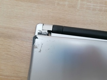 Acer v5-571p запускается и выдает изображение