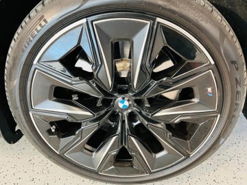 BMW Seria 7 G70 Sedan Plug-In 3.0 M60e 571KM 2025 BMW Seria 7 M760e xDrive Sedan 3.0 (571KM) 2025, zdjęcie 15