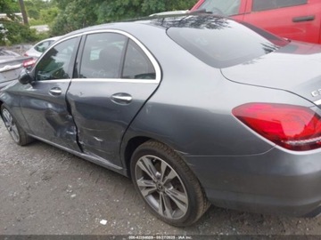 Mercedes Klasa C W206 2021 Mercedes-Benz Klasa C 300 4Matic 2021 2.0l 2.0 Benzyna 255KM, zdjęcie 2