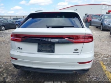 Audi Q8 2022 Audi Q8 Premium 55, 2022r., 4x4, 3.0L 3.0 Benzyna 335KM, zdjęcie 7