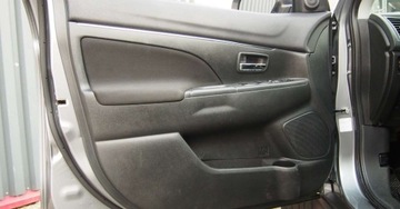 Mitsubishi ASX I SUV Facelifting 2015 1.6 117KM 2016 Mitsubishi ASX Mitsubishi ASX 1.6 Intense Plus 1.6 Benzyna 117KM, zdjęcie 10