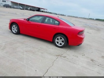 Dodge Charger VII 2022 Dodge Charger sxt, 2022r., 3.6L 3.6 Benzyna 292KM, zdjęcie 3