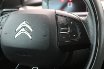 Citroen C4 Cactus Crossover 1.2 PureTech 110KM 2017 Citroen C4 Cactus 1.2 PureTech, Salon Polska, zdjęcie 14